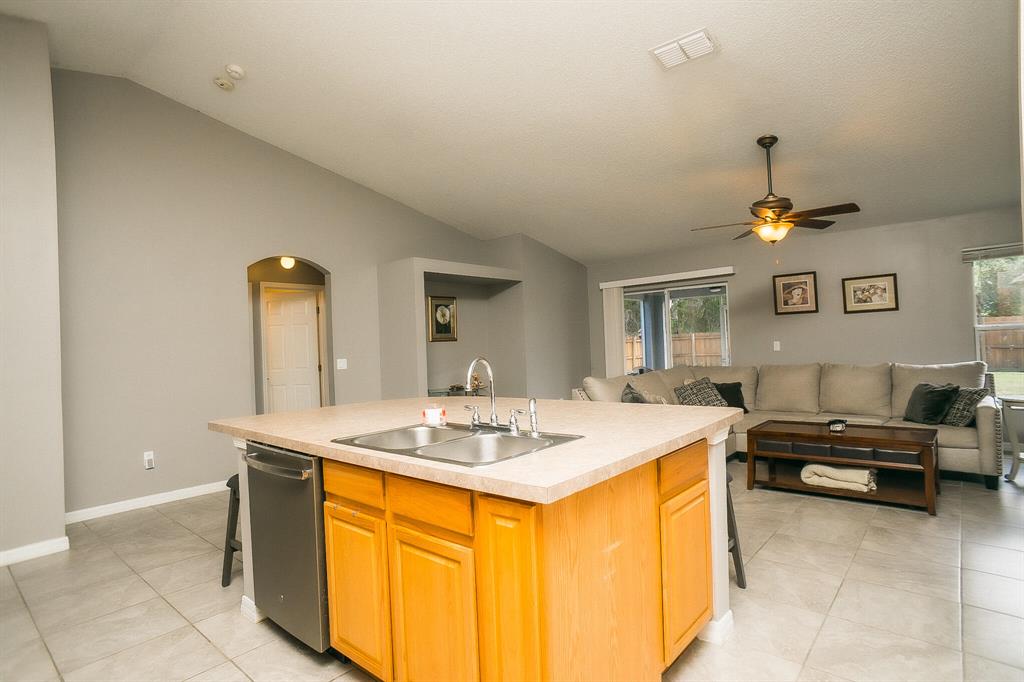 PORT ST LUCIE SECTION 33 - Residential Lease