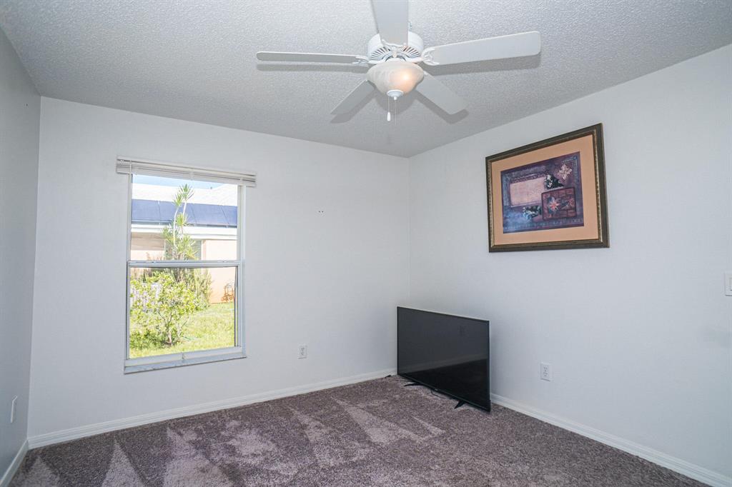 PORT ST LUCIE SECTION 33 - Residential Lease