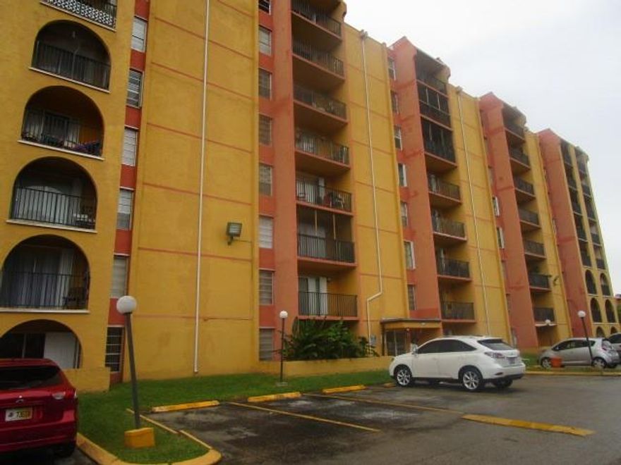 Spacious 2 bedroom, 2 bath 2 condo with a balcony and on the 1st floor of a 8 story building in the desirable gated community of Sunset Villas Condo!. Unit needs TLC but has lots of potential for owner occupant or investor. Complex has lots of amenities including clubhouse, pool, tennis courts, basketball courts, etc. Located in the heart of Miami, close to the 836 highway, Magic City Casino, Airport, Downtown Miami,  Coral Gables, and the Beaches. Easy to show the property is vacant and has a LBX.