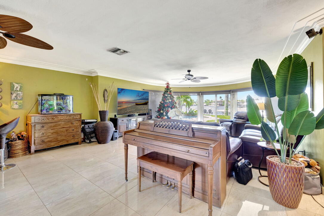 SANTA BARBARA ESTATES - Residential