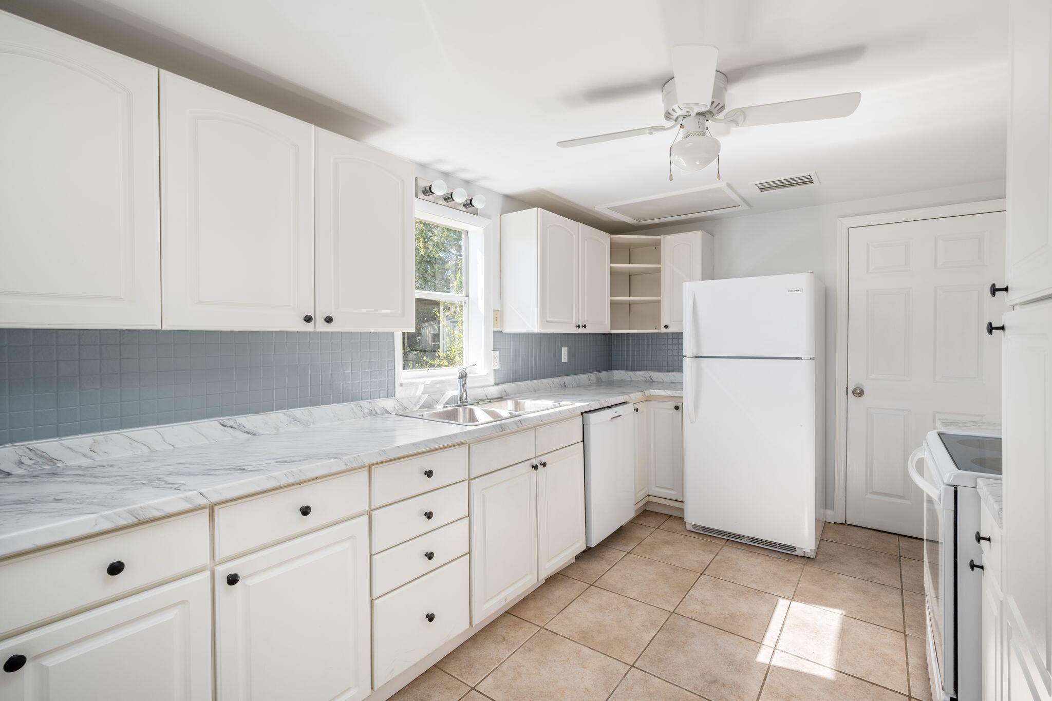 ROCKRIDGE SUB UNIT 2 REPLAT - Residential