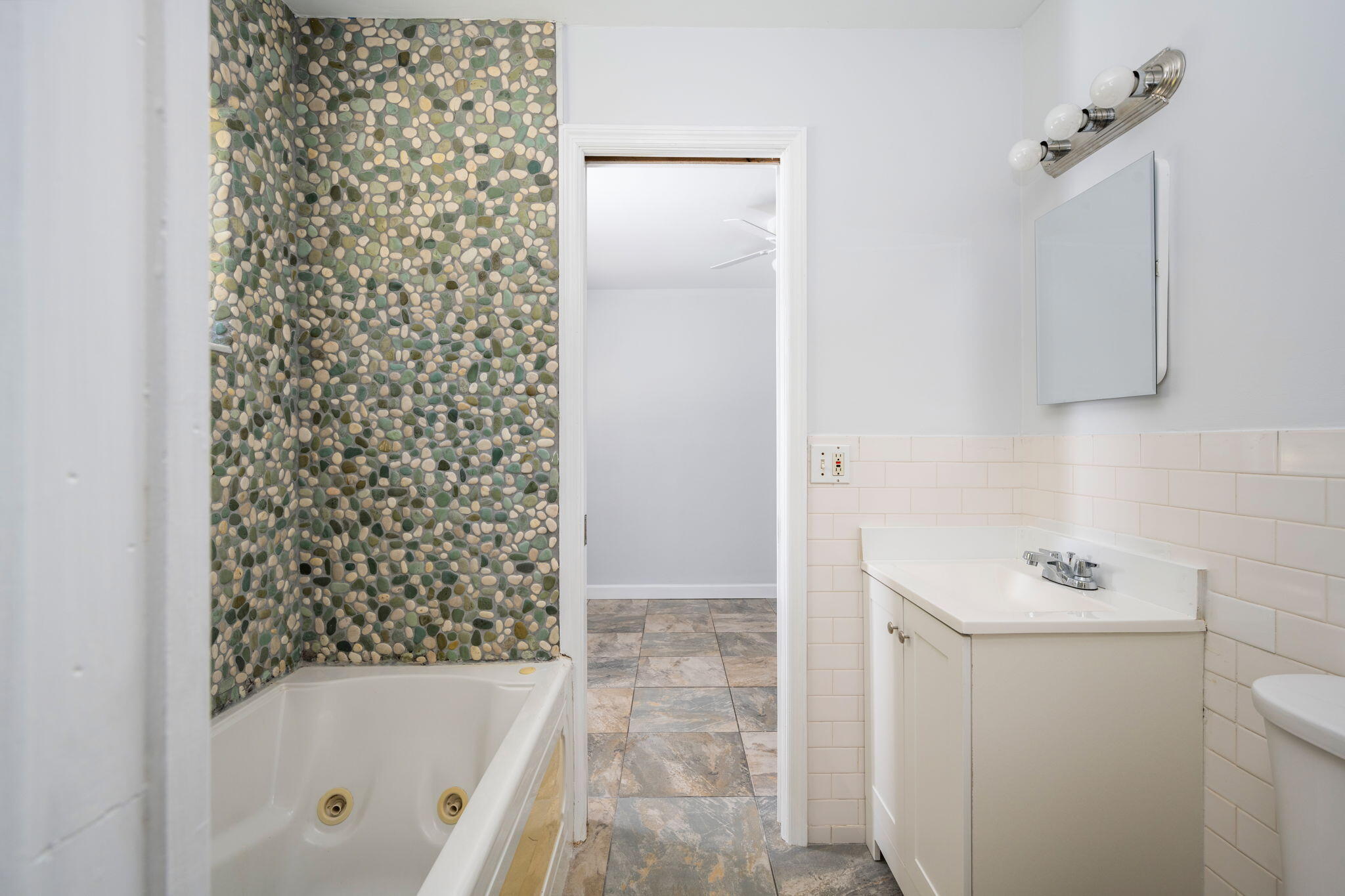 ROCKRIDGE SUB UNIT 2 REPLAT - Residential