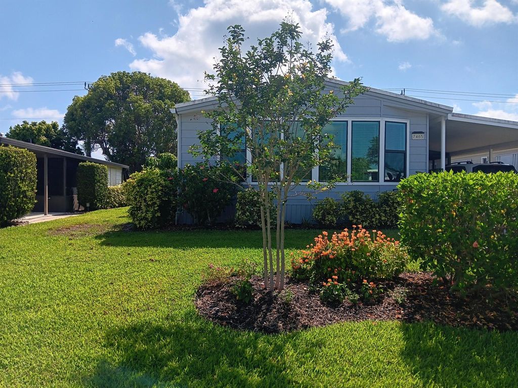 Photo of 7465 SE Independence Avenue, Hobe Sound, FL 33455 (MLS # R11092741)