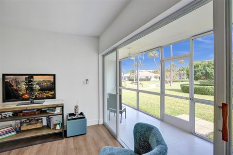 Condominium in Deerfield Beach FL 101 19th Ave Ave 10.jpg