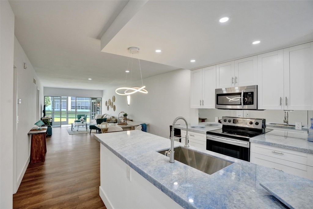 Photo of 101 NE 19th Avenue #110, Deerfield Beach, FL 33441 (MLS # F10442157)