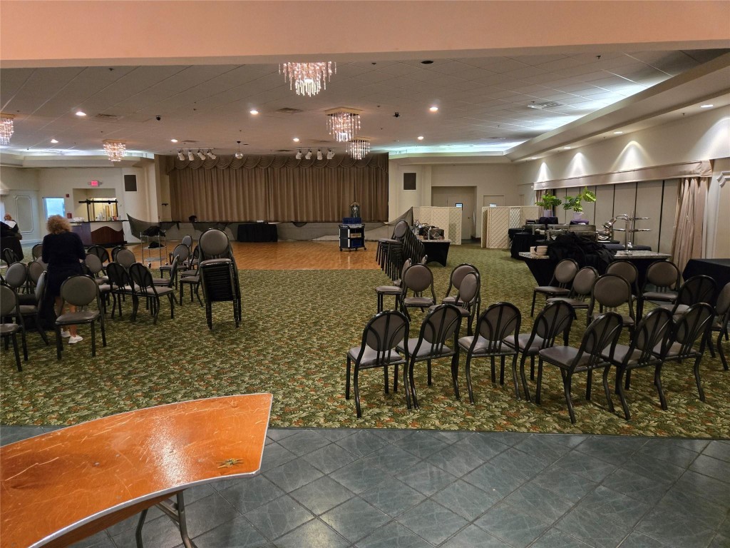 Live Oak Place - Residential