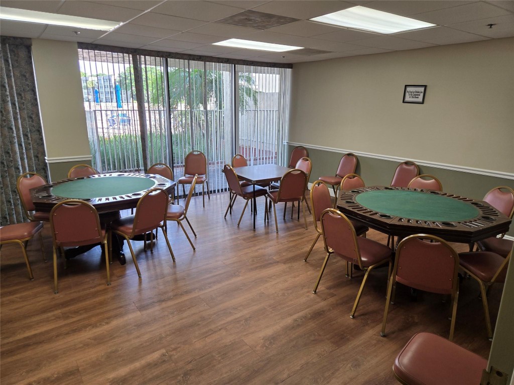 Live Oak Place - Residential