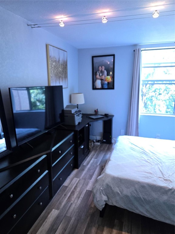 Live Oak Place - Residential