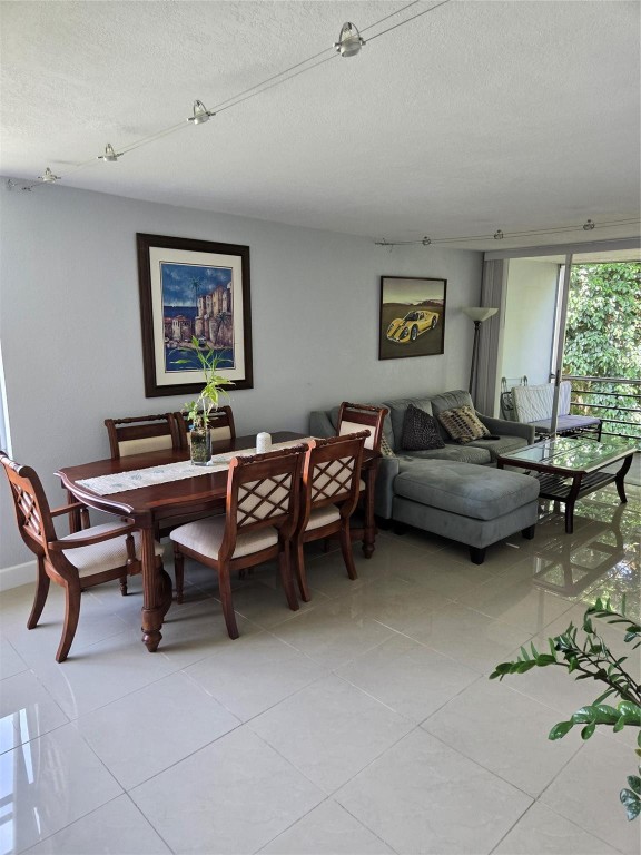 Live Oak Place - Residential