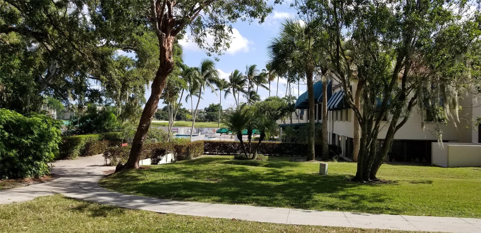 Live Oak Place - Residential