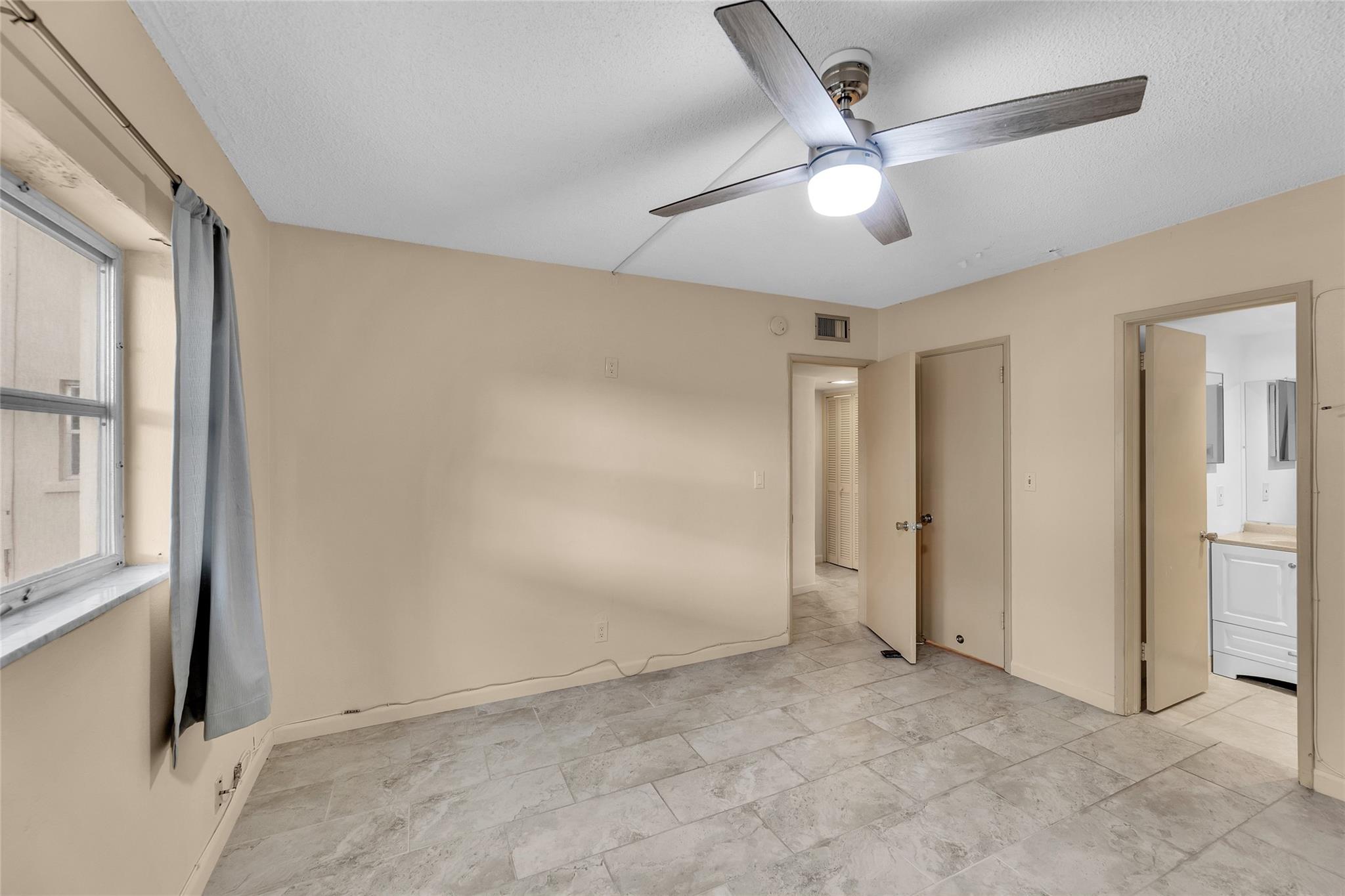 651 Pine Dr 205