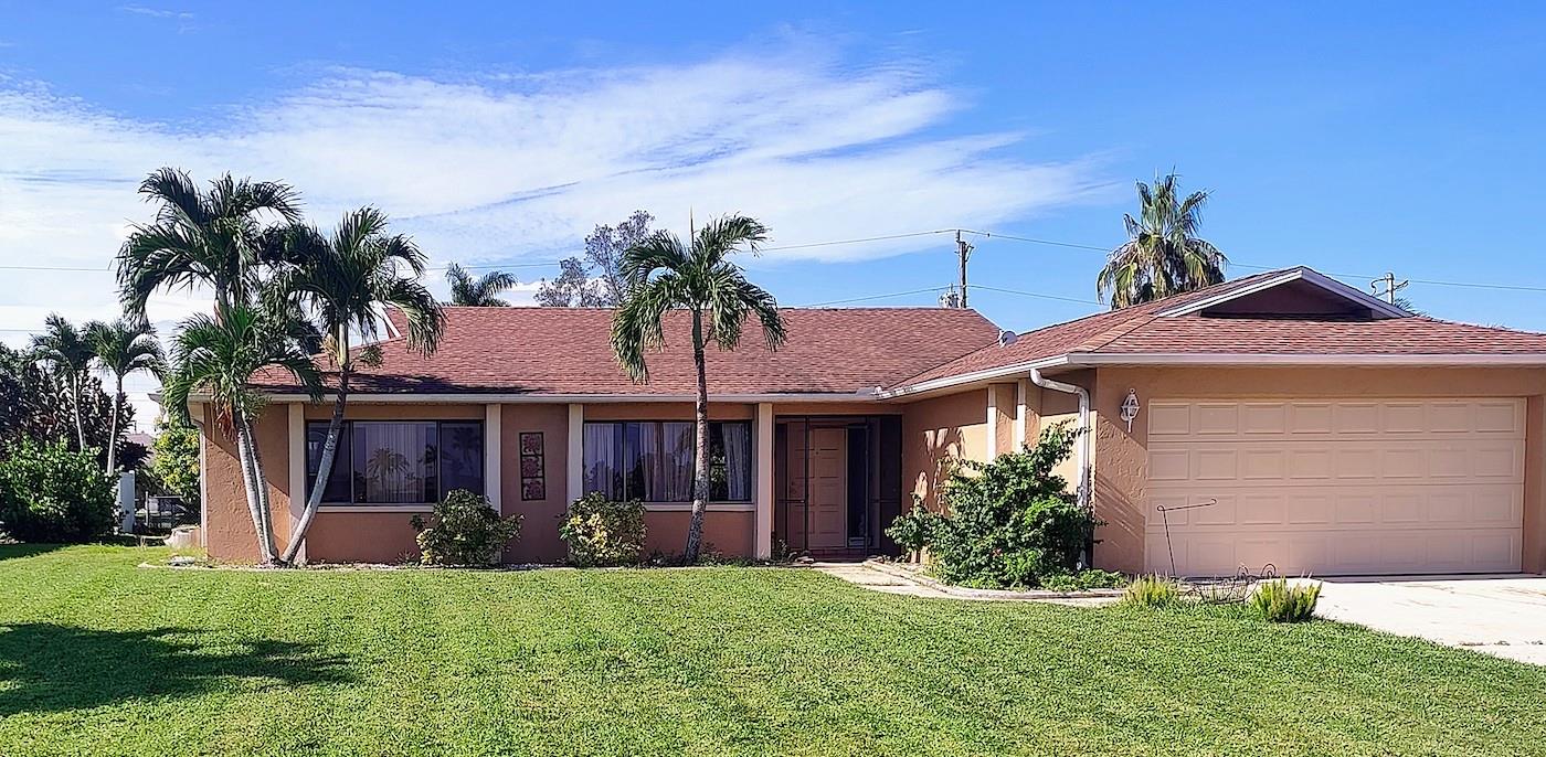 418 SW 46th Ter