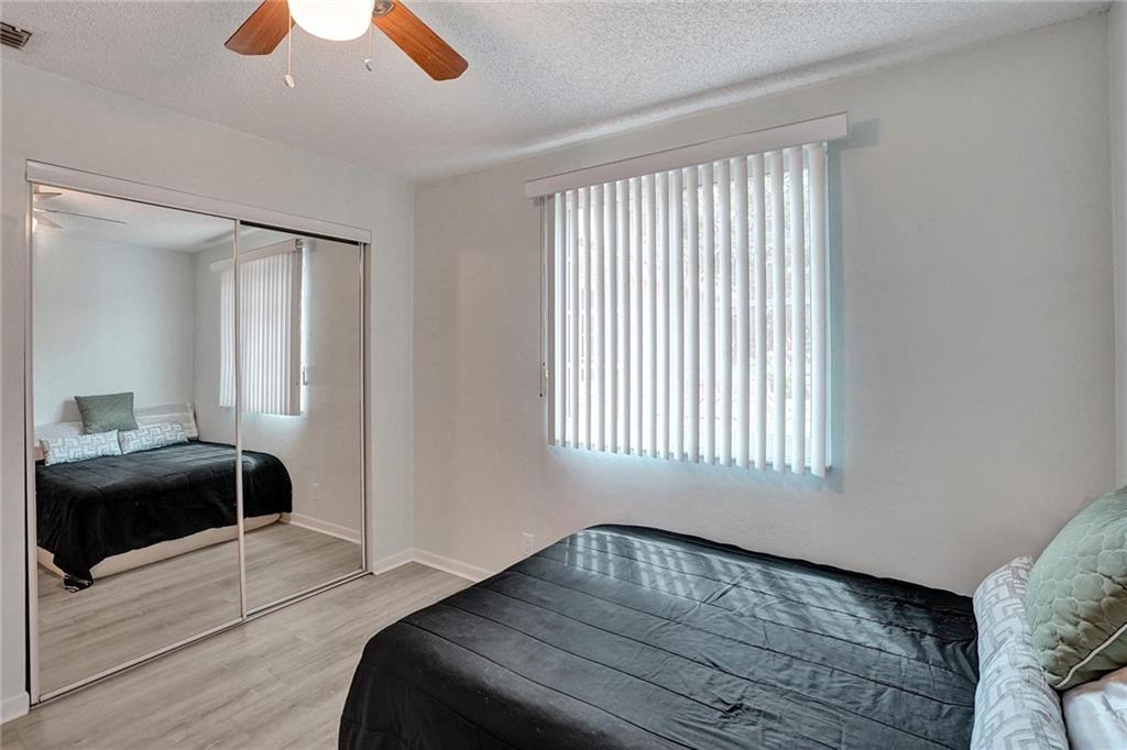 EMBASSY LAKES - Residential