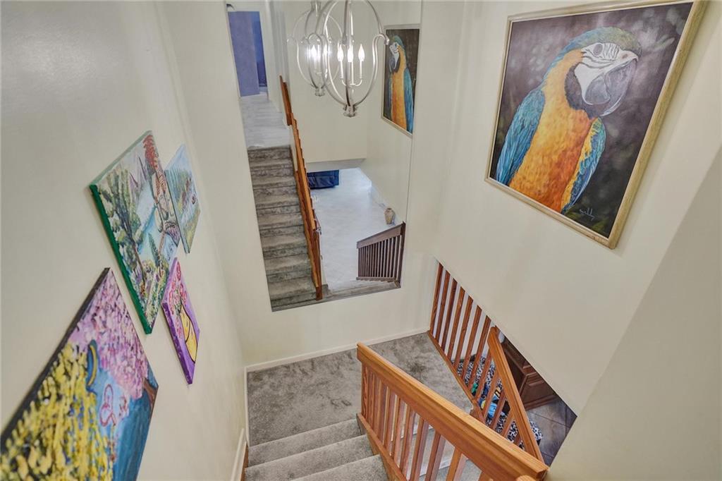 EMBASSY LAKES - Residential