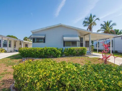 216 Sandy Bottom Place Unit 6, Fort Pierce, FL MLS: R10991063