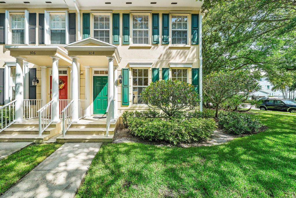 Photo of 304 Legare Court, Jupiter, FL 33458 (MLS # R11077159)