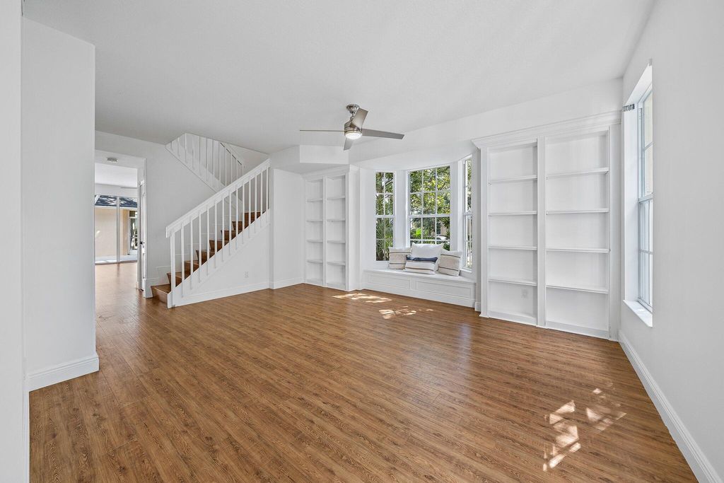 Photo of 304 Legare Court, Jupiter, FL 33458 (MLS # R11077159)