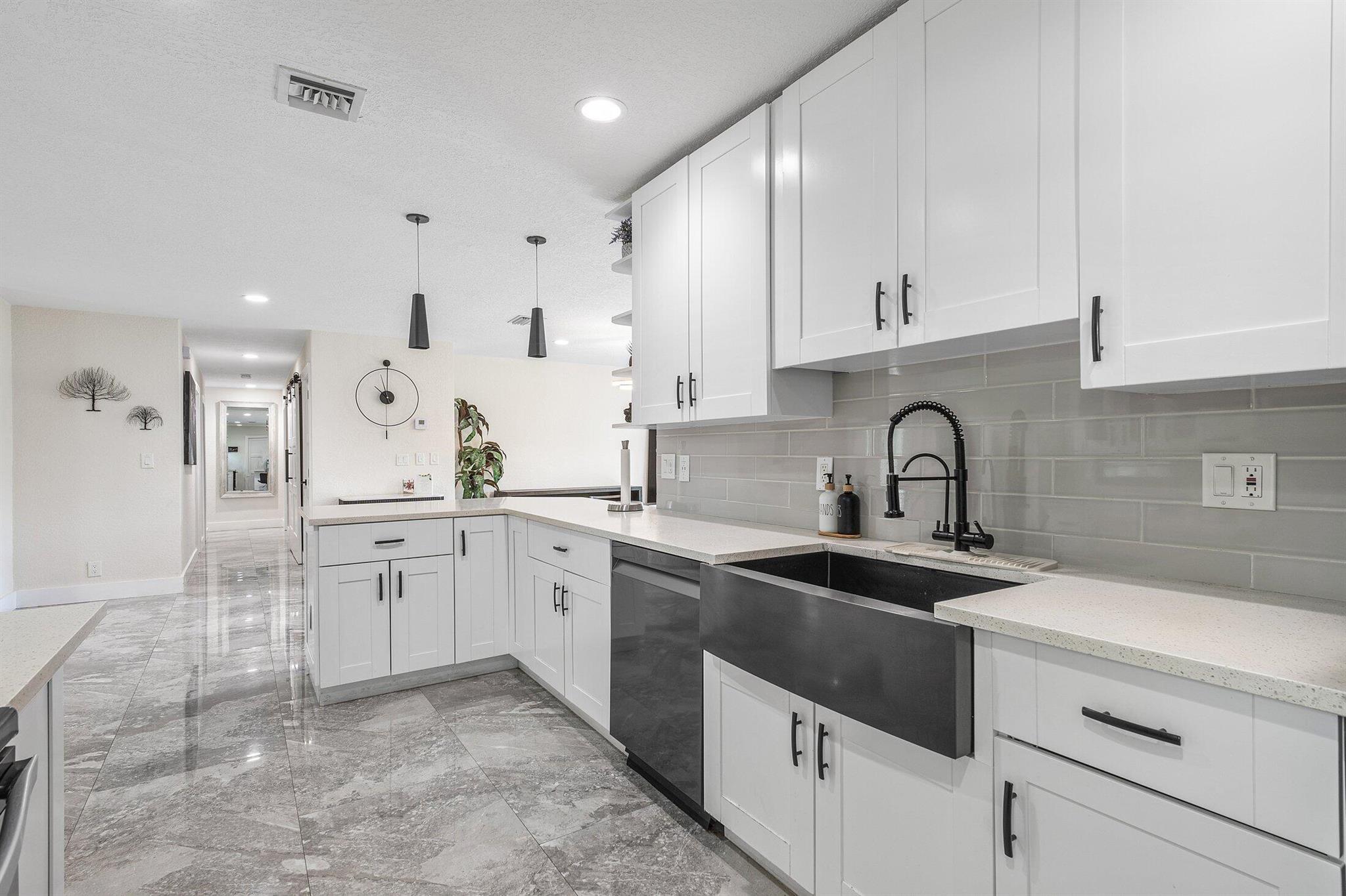 POMPANO ISLES SEC - Residential