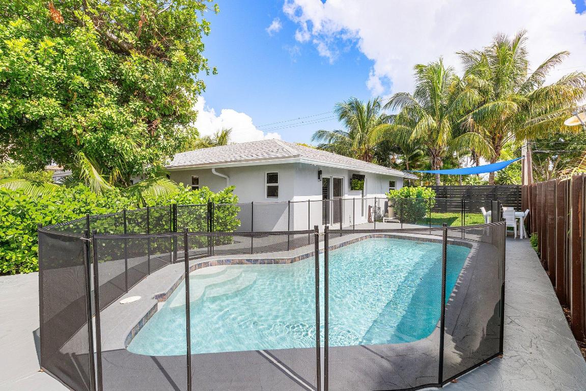 POMPANO ISLES SEC - Residential