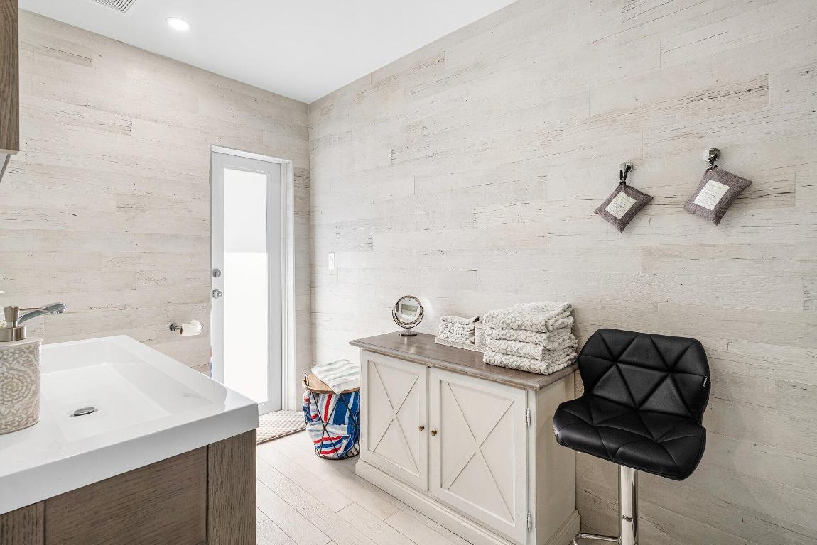 POMPANO ISLES SEC - Residential