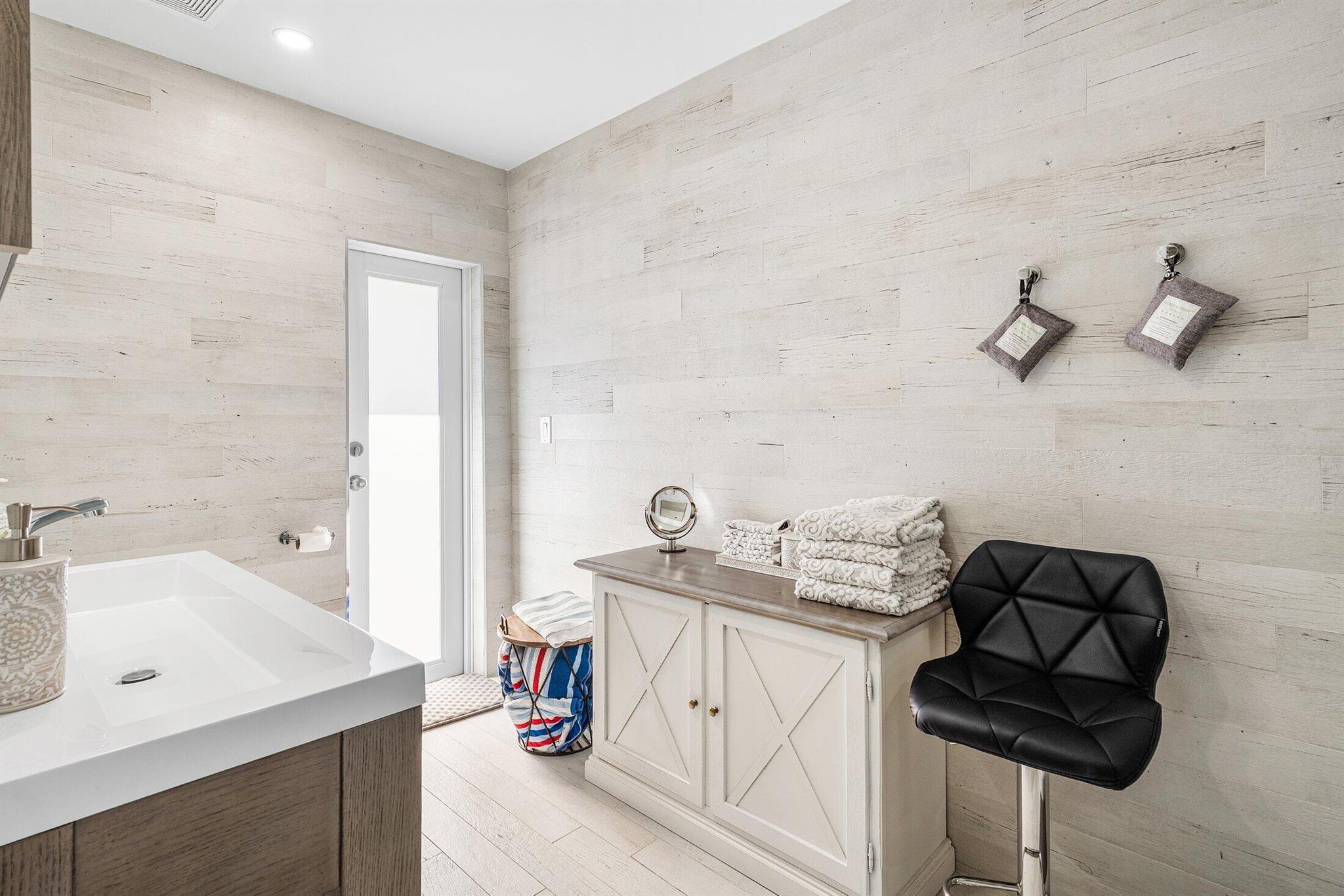 POMPANO ISLES SEC - Residential