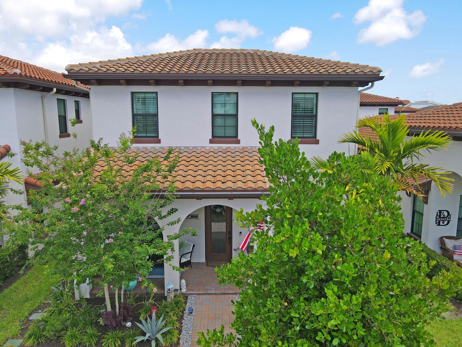 8067 Hobbes Way