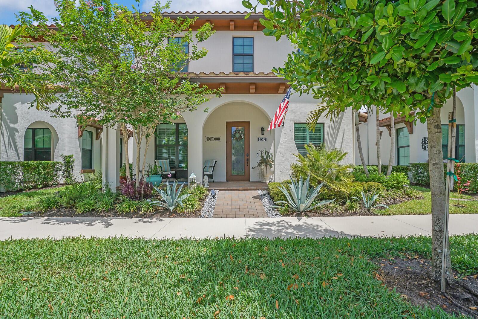 8067 Hobbes Way
