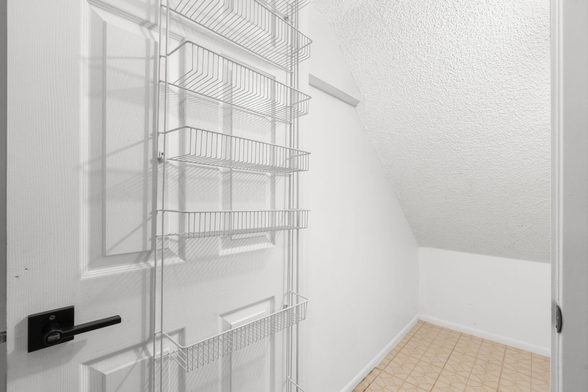 Oakland Forest Club Condo - Residential