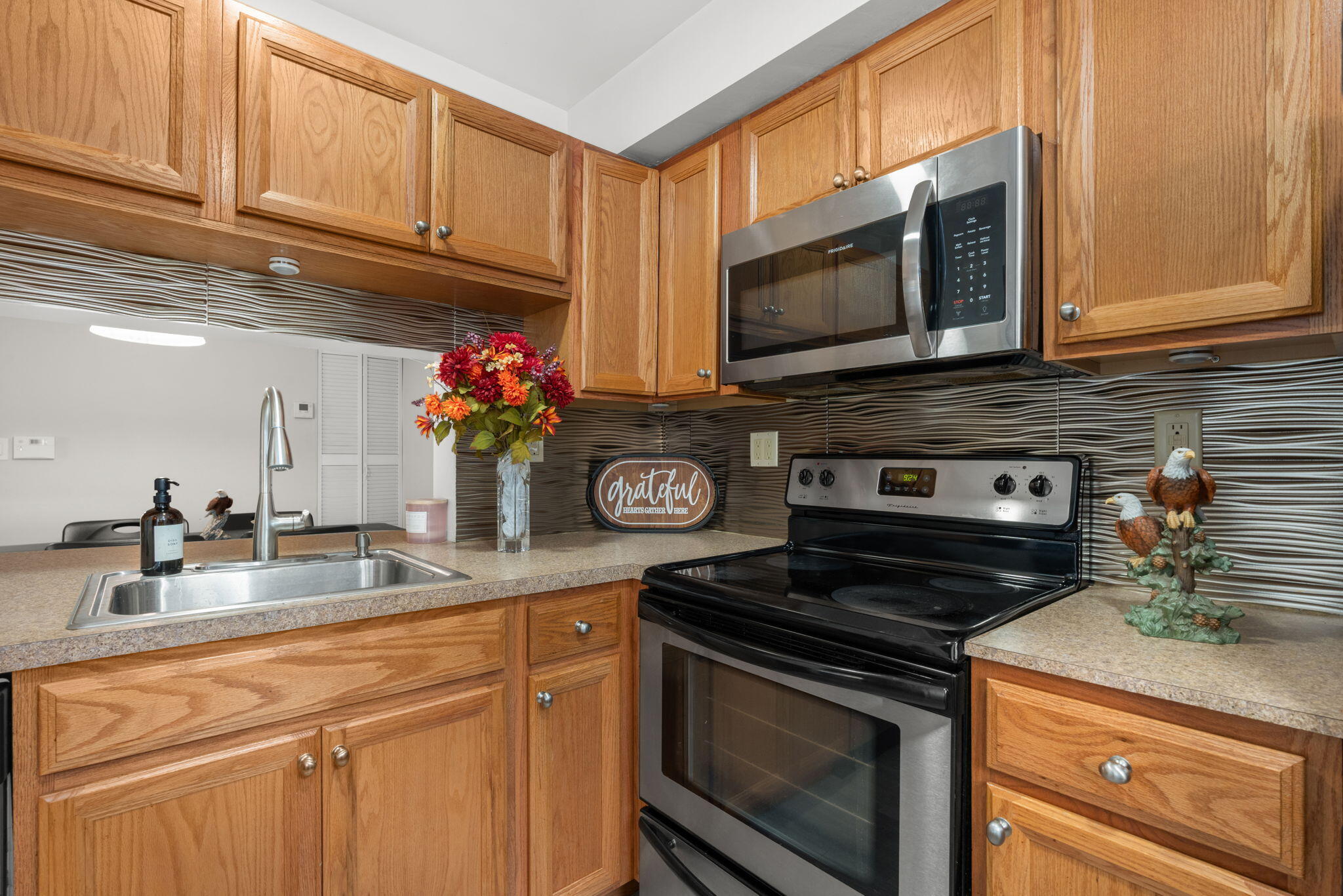 Oakland Forest Club Condo - Residential