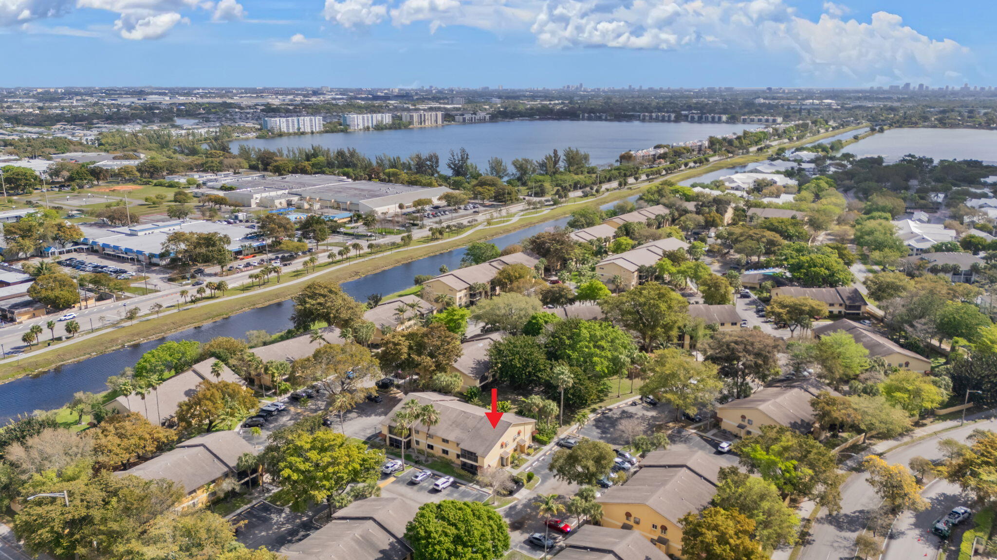 OAKLAND FOREST CLUB CONDO - Residential