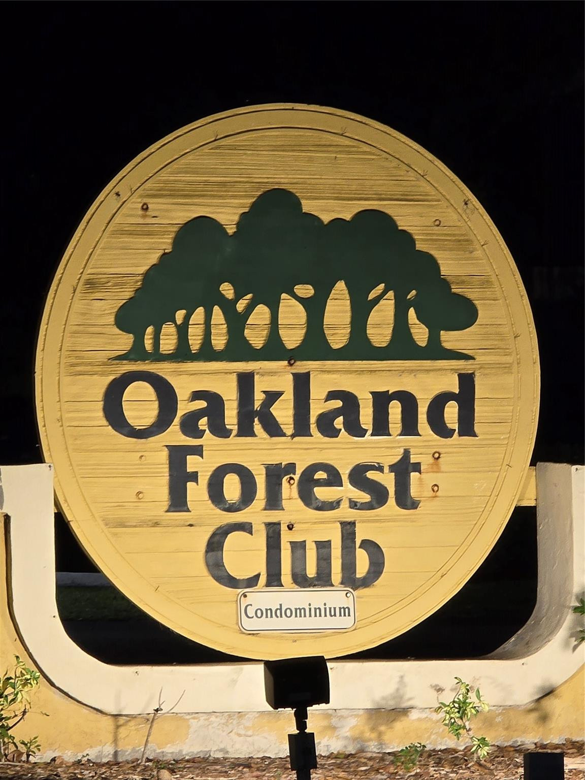 Oakland Forest Club Condo - Residential