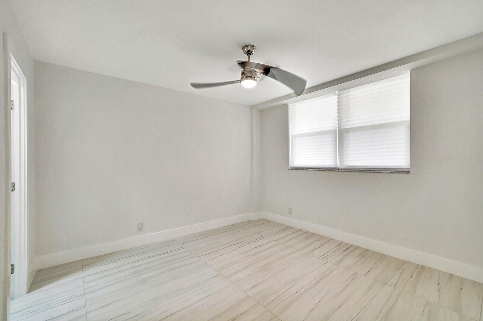 PARADISE HARBOUR CONDO - Residential