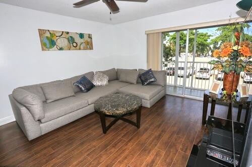 1428 SE 4TH Avenue 270