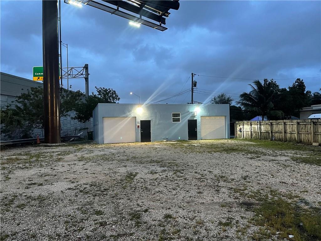 Zoning B-2 General Commercial Business. Check with the City of Oakland Park for permitted uses before scheduling a showing or making an Offer. Open space with 2 entrances and 2 garage Doors. Ceiling height approximately 11 feet. Over 10,000 Square feet of land with approximately 1500 square feet of interior space. Strategically located between Oakland Park Blvd and Commercial Blvd on Prospect Road just east of the I-95 overpass.