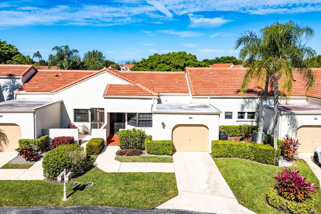 Photo of 5791 Parkwalk Circle W, Boynton Beach, FL 33472 (MLS # R11161430)