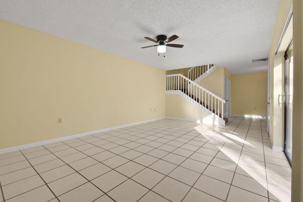 Photo of 2913 SW 22nd Circle #36d, Delray Beach, FL 33445 (MLS # R11112810)