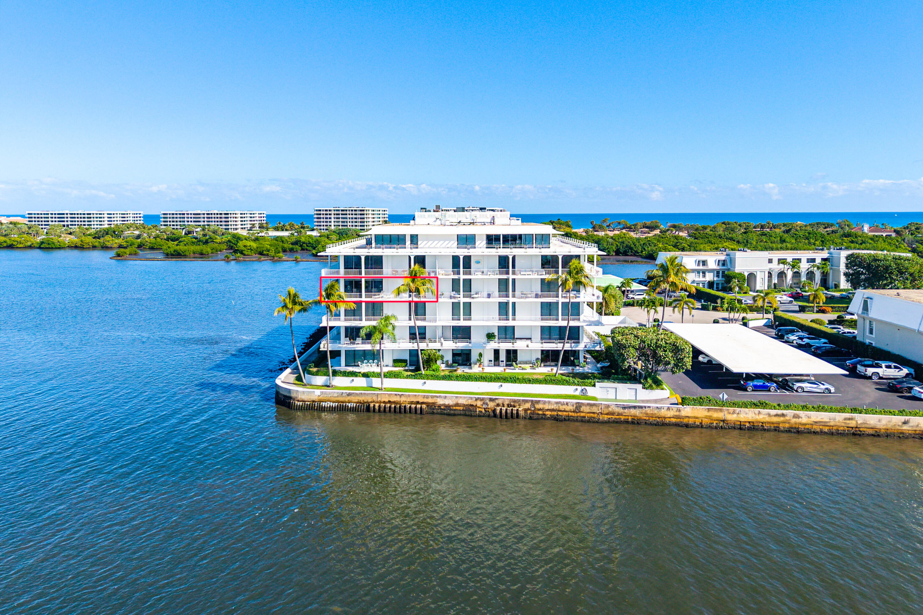 TOWER VALLANDRY - IBIS ISLE - Residential