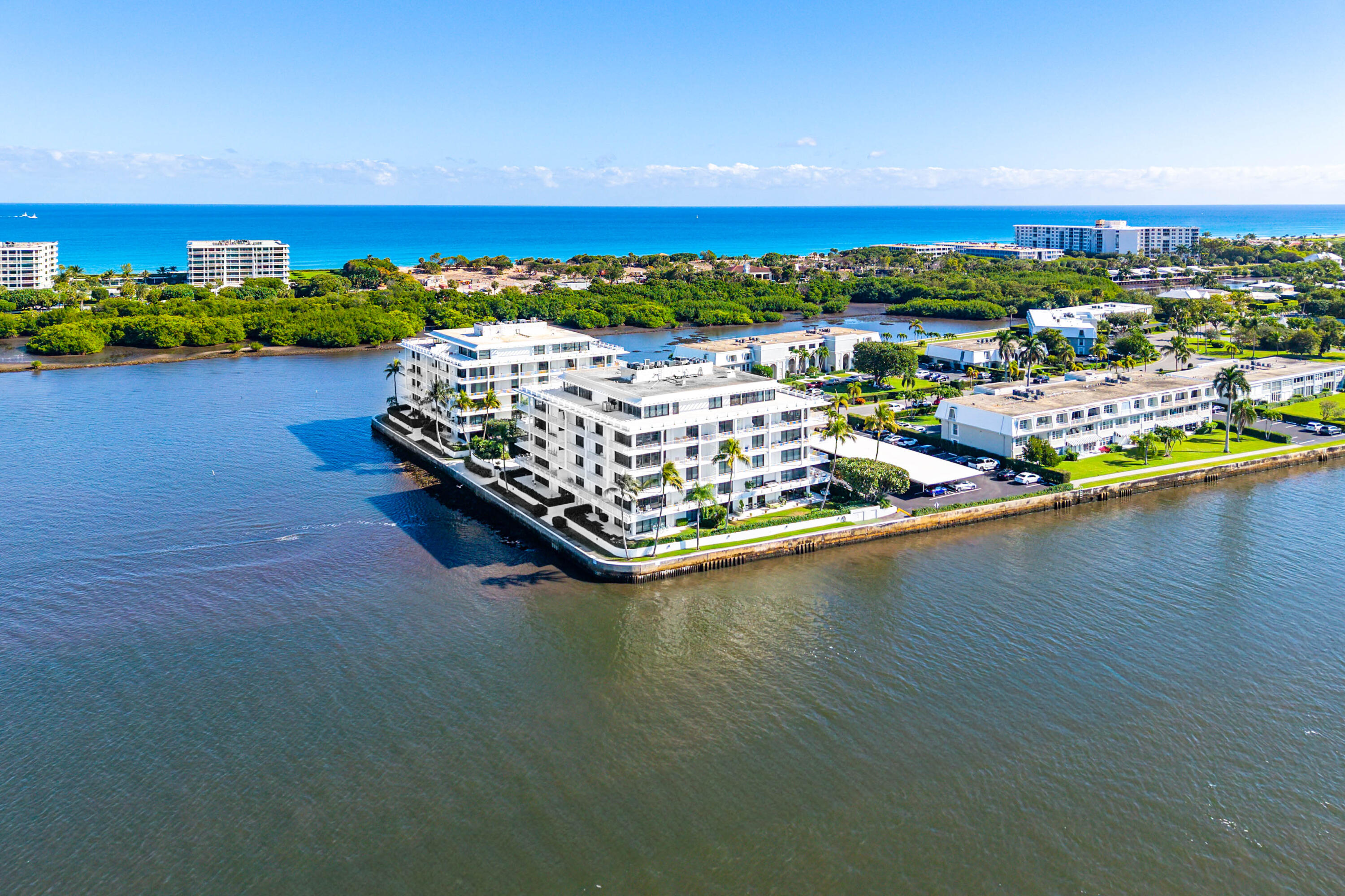 TOWER VALLANDRY - IBIS ISLE - Residential