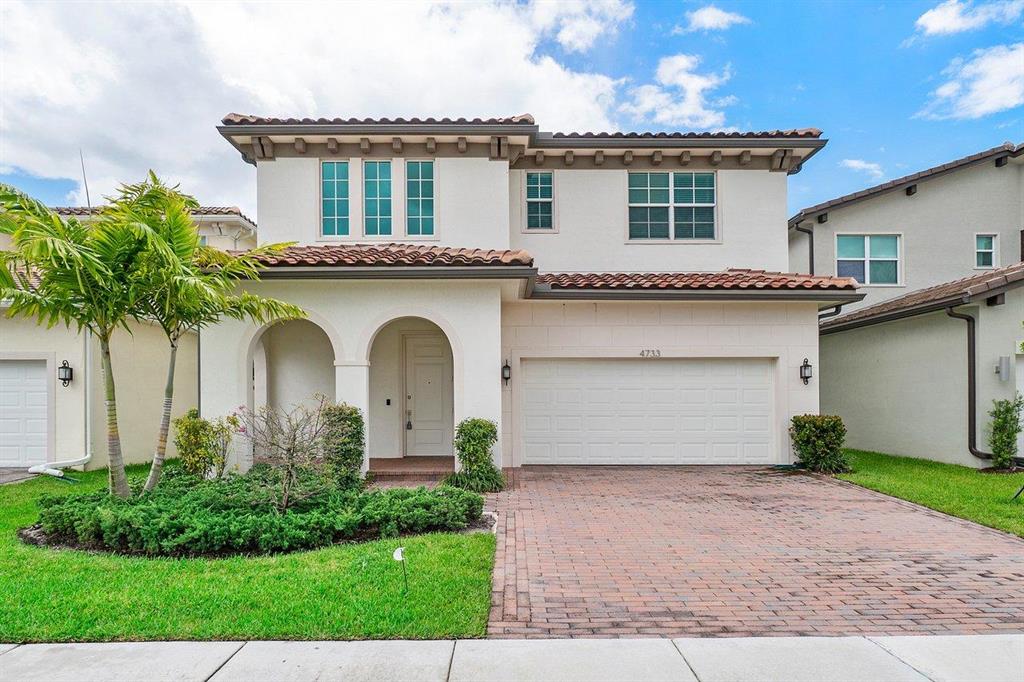 Photo of 4733 Saddle Ranch Road Rd, Lake Worth Beach, FL 33467 (MLS # R10728983)