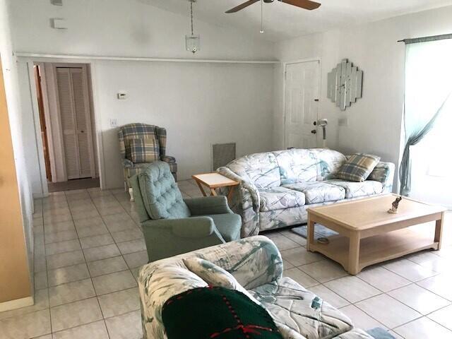 PORT ST LUCIE SECTION 40 - Residential