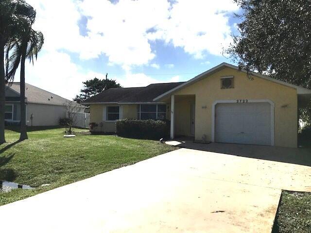 PORT ST LUCIE SECTION 40 - Residential