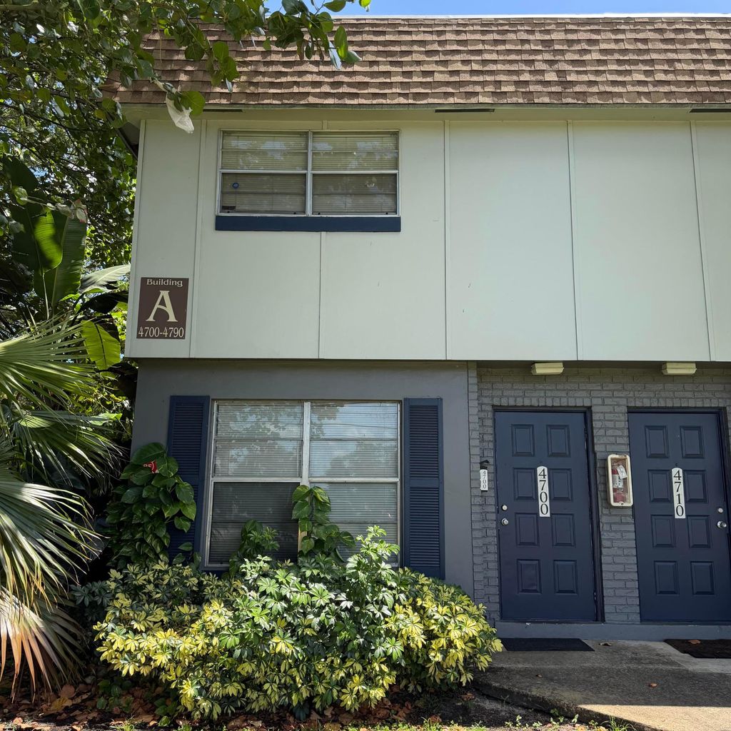 Photo of 4700 NW 9th Court #4700, Plantation, FL 33317 (MLS # B26023247)