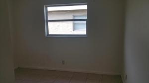 LAKE WORTH TOWN OF - Residential Lease