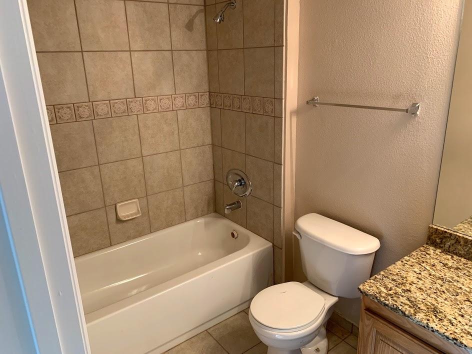 THE CLUB AT ST LUCIE WEST, A CONDOMINIUM - Residential Lease