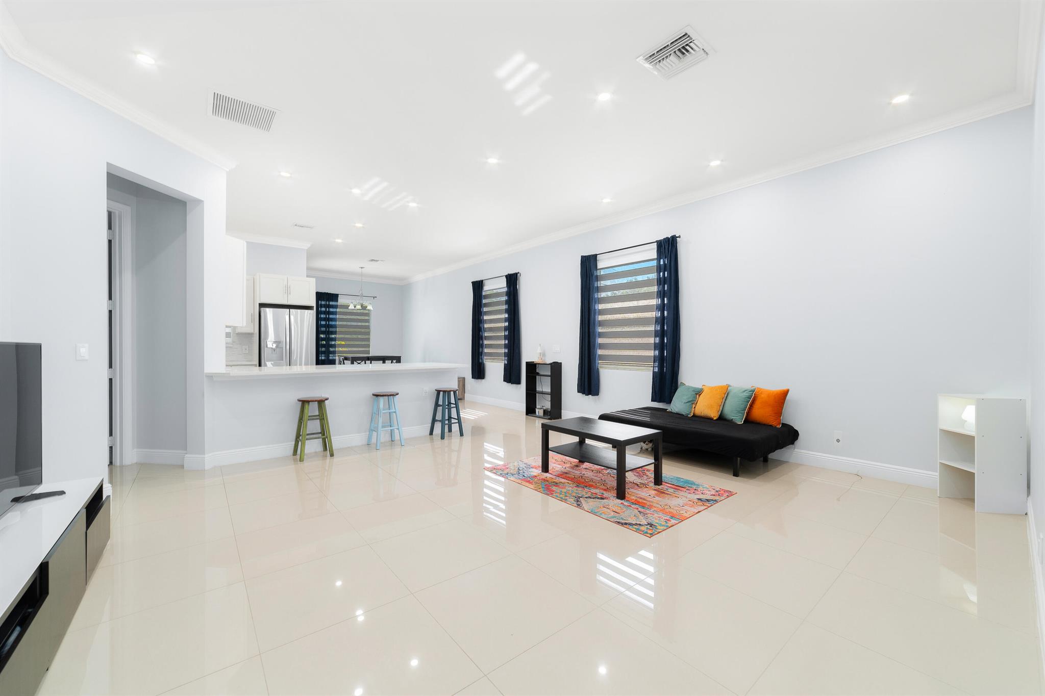 328 Jackson Avenue