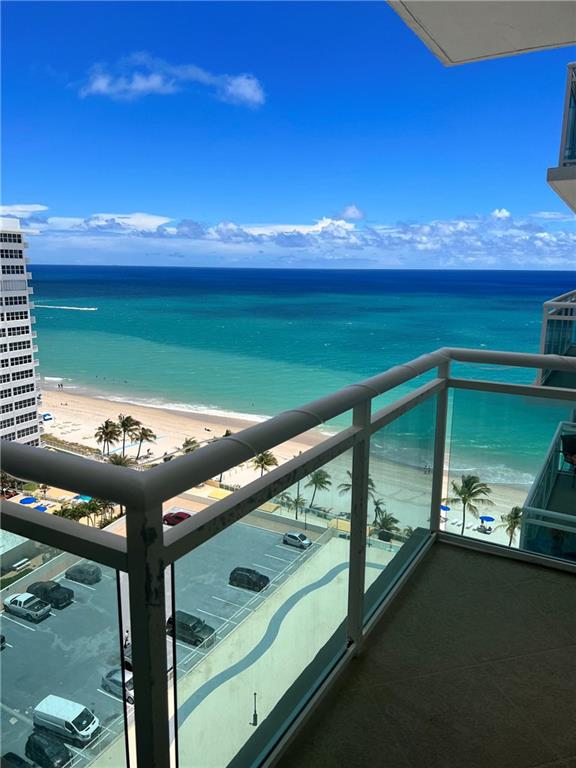 Playa Del Mar - Residential