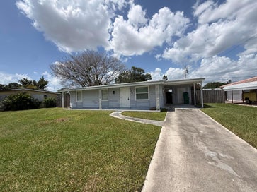 116 SE CAMINO Street Port St Lucie FL 34952