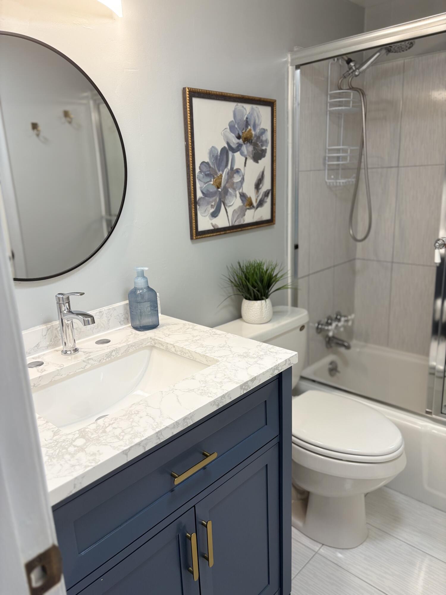 MURRY HILLS APT BLDG CONDO - Residential