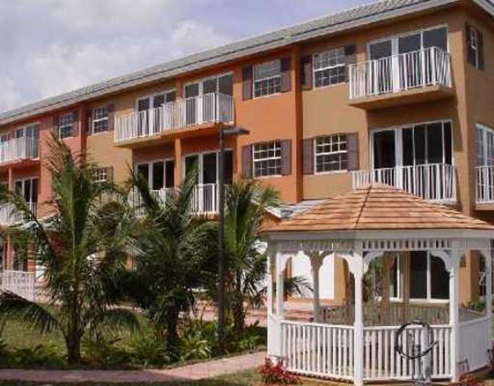 Highland Estates 15-65 B - Residential Lease