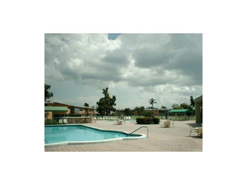 Oriole Gardens 33 Condo - Residential Lease